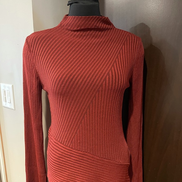 Asymmetrical Knit Top by Topshop NWT - Picture 2 of 4